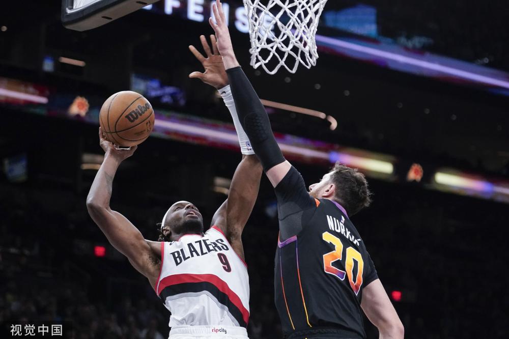 于一名球员 于一名球员