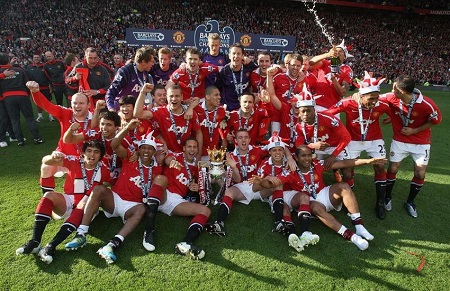 长三角近百名台商台胞切磋球技 享受慢速垒球魅力.